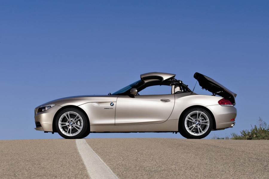  BMW Z4 Roadster 2010 года  (фото 21 из 39)